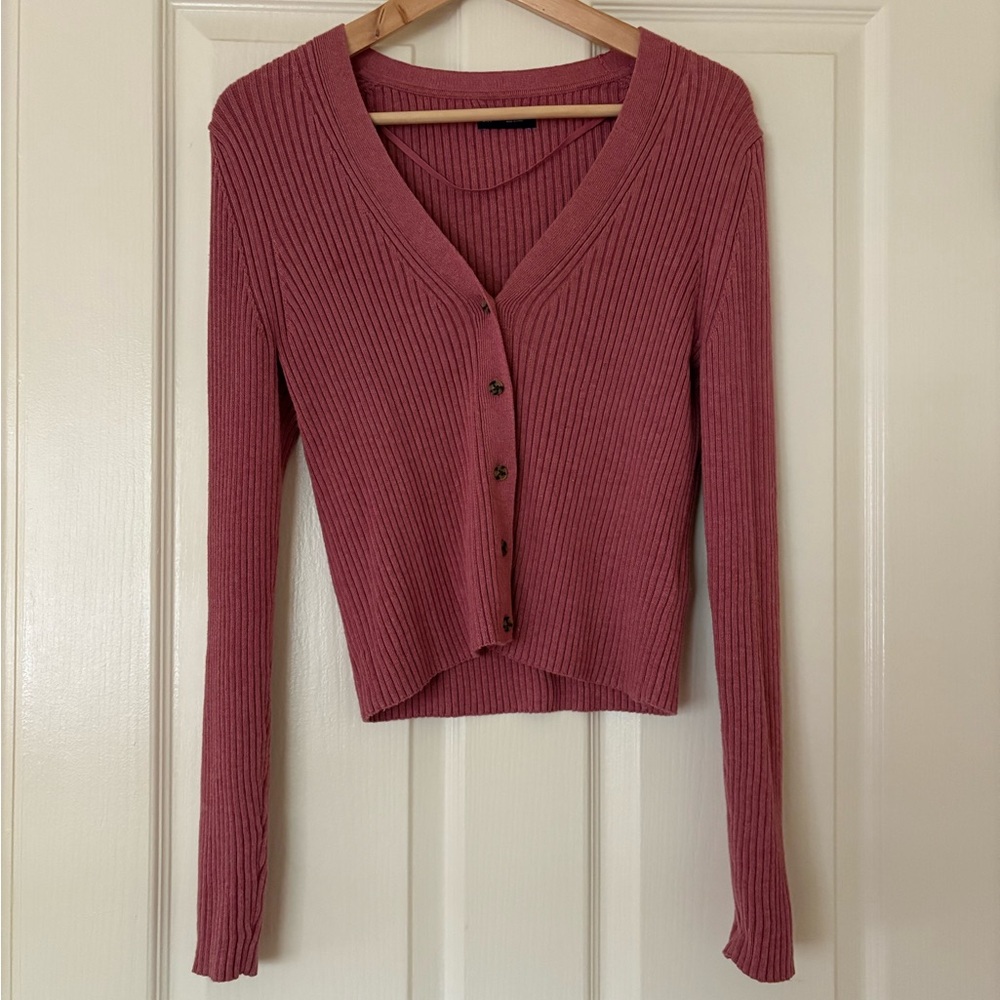 GAP Women's Mauve Ribbed Cardigan - size M